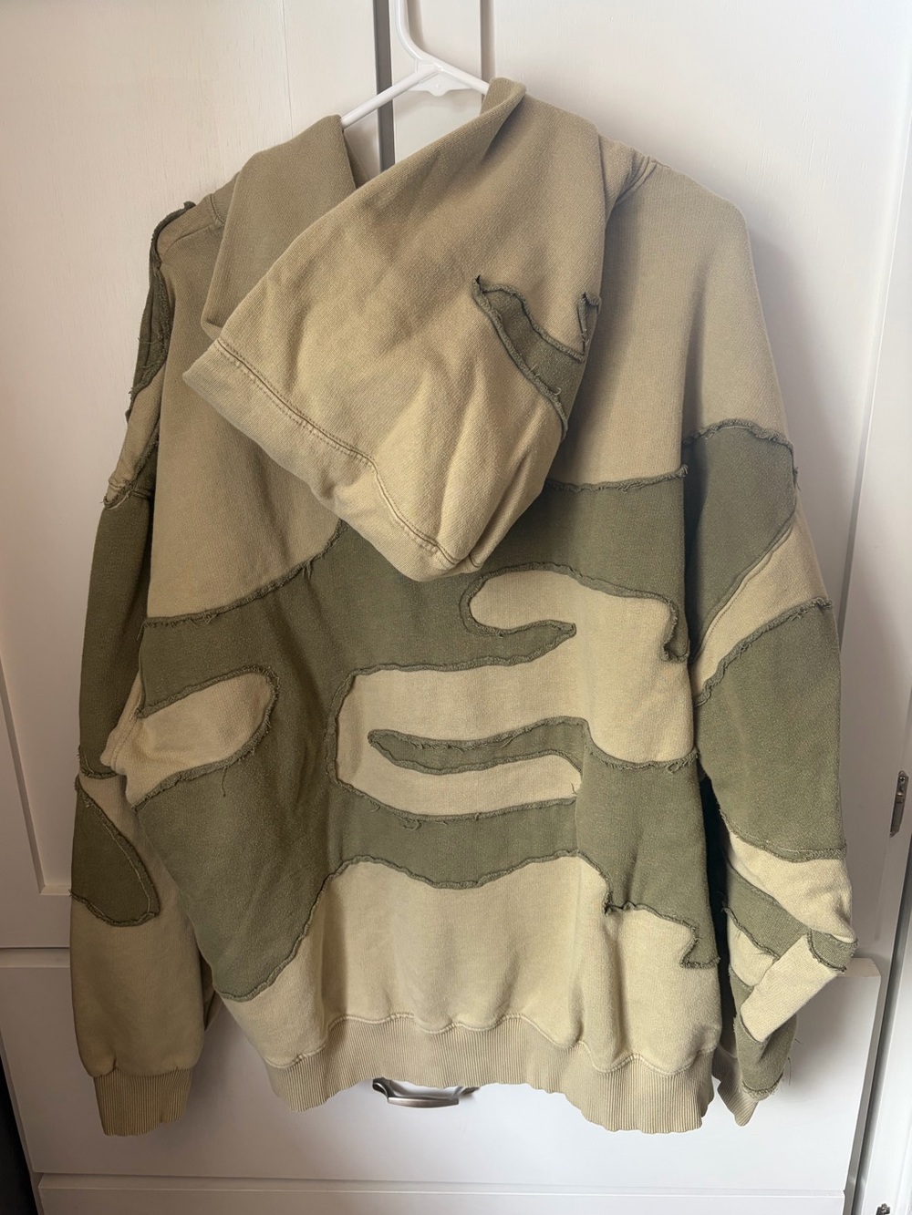 We The Free It’s A Vibe Camo Hoodie - Picture 8 of 9